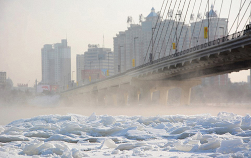 Thủ phạm gây ra hiện tượng thời tiết nóng lạnh bất thường Thủ phạm gây ra hiện tượng thời tiết nóng lạnh bất thường